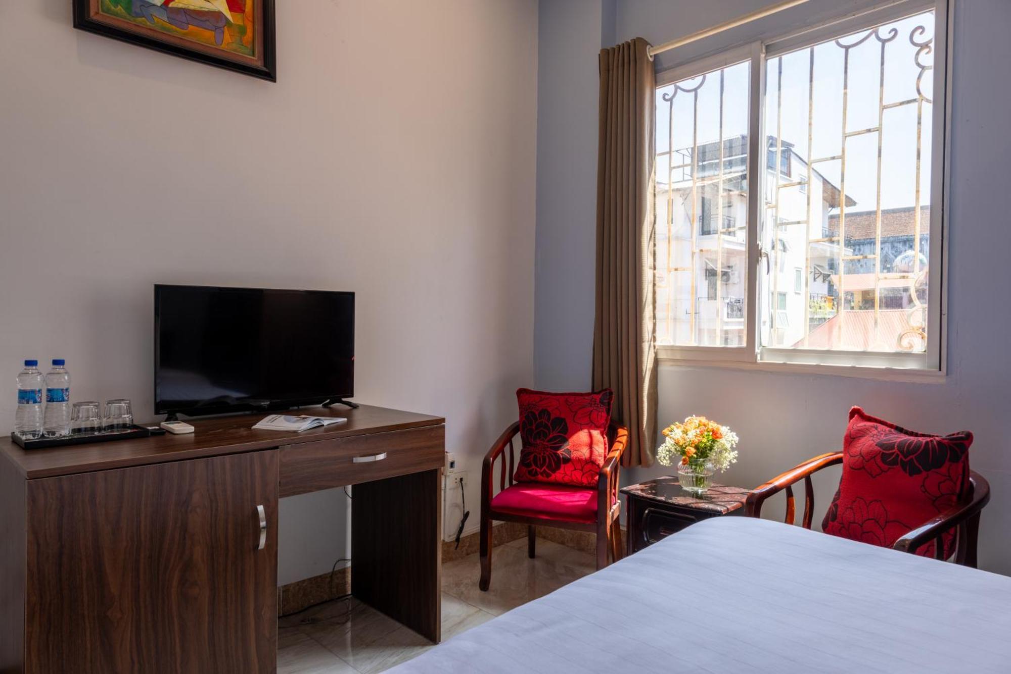 Hanoi Capital House & Travel Exterior photo
